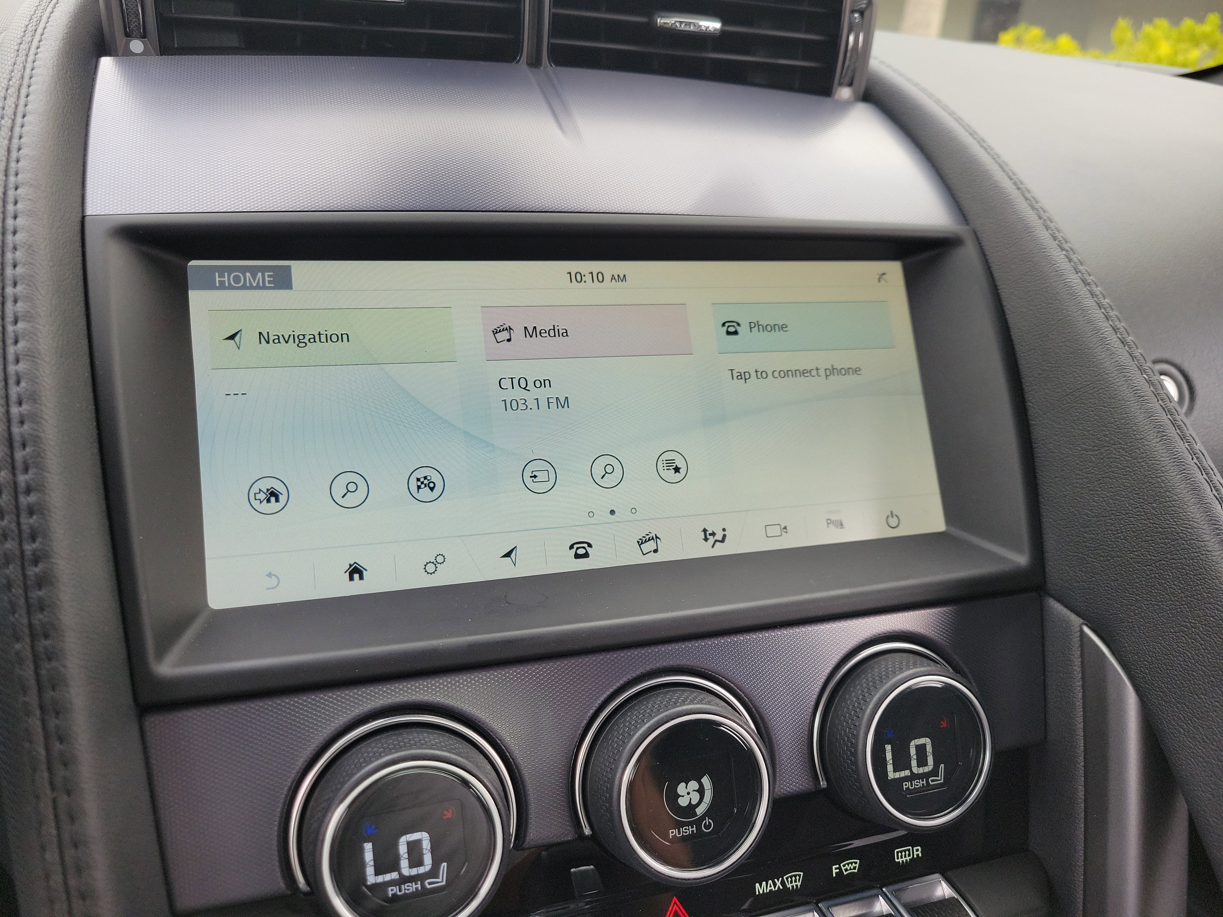 Used 2020 Jaguar F-TYPE Coupe image 18