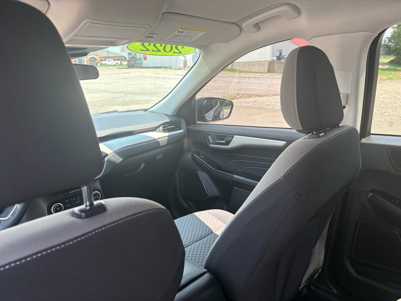 Used 2022 Ford Escape SE AWD/4WD image 30