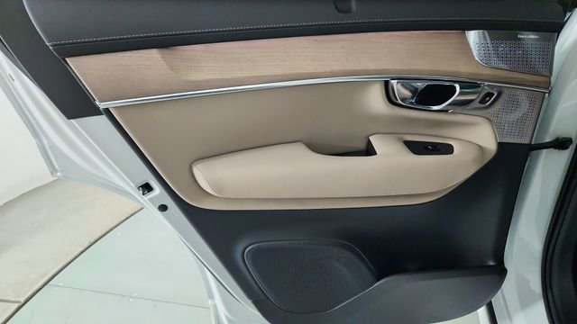 New 2026 Volvo XC90 T8 Ultra w/ Lounge Package AWD/4WD image 28