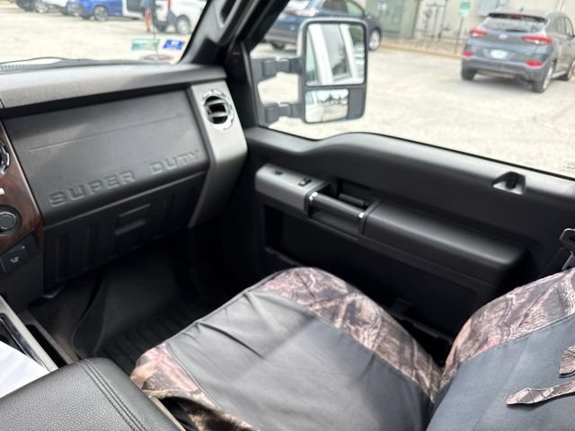 Used 2015 Ford F250 Lariat w/ Lariat Ultimate Package AWD/4WD image 17