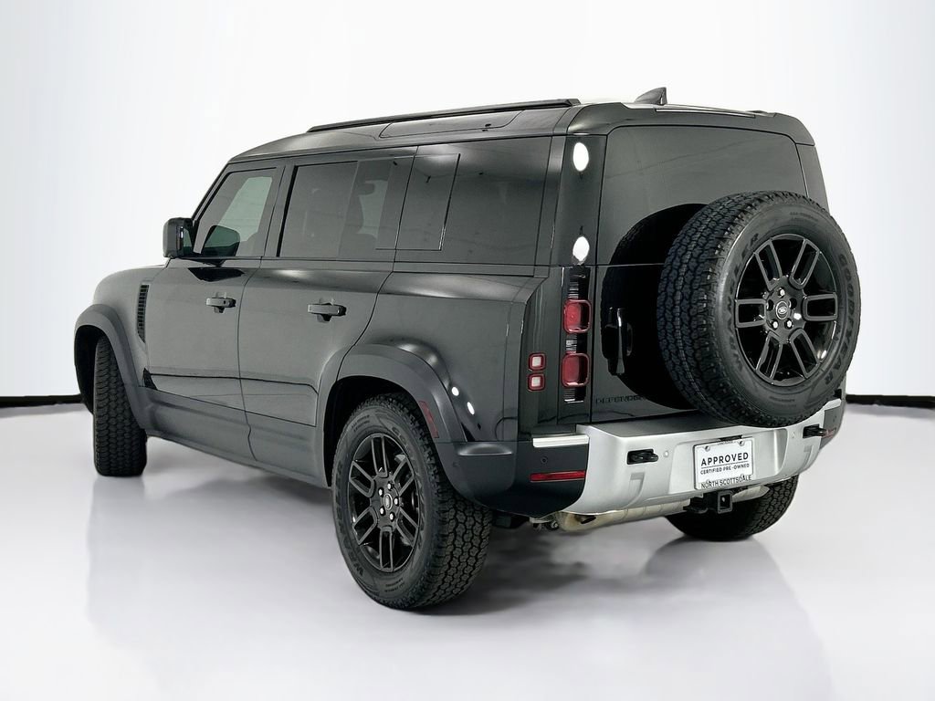 Used 2025 Land Rover Defender 110 S AWD/4WD image 7