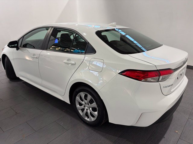 Used 2024 Toyota Corolla LE FWD image 3