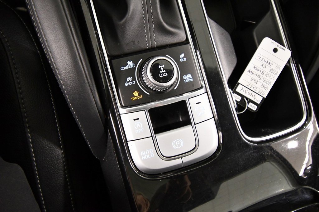 Certified 2022 Kia Telluride EX image 28