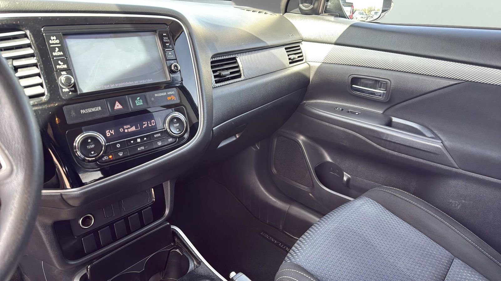 Used 2018 Mitsubishi Outlander ES image 15