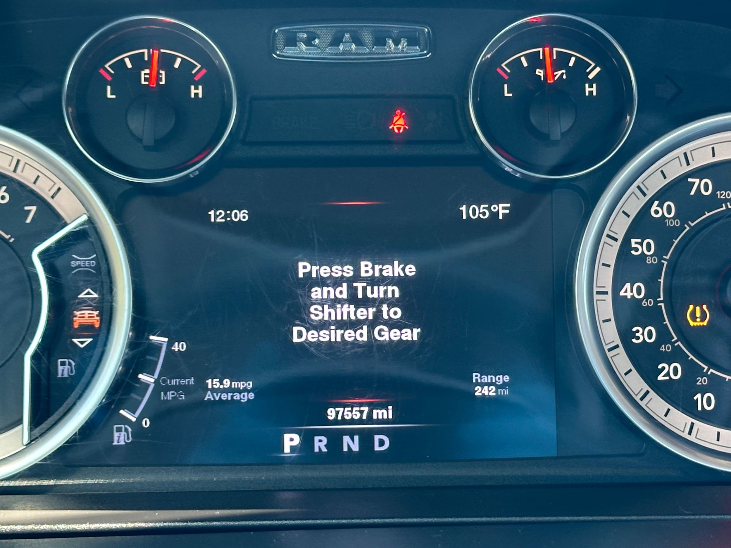 Used 2013 RAM 1500 Classic SLT w/ Remote Start & Security Group image 14