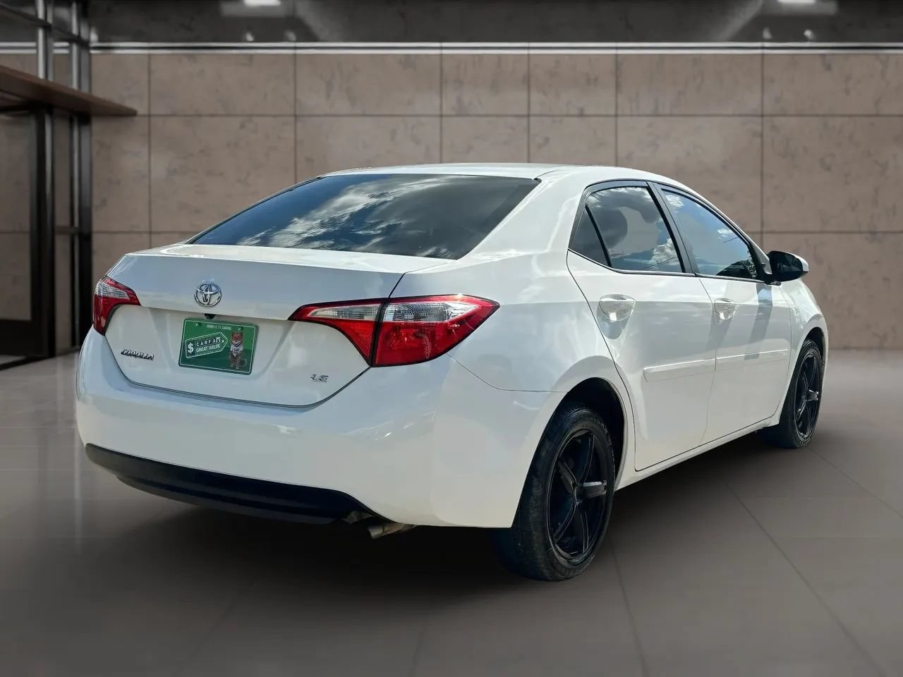 Used 2014 Toyota Corolla LE FWD image 11