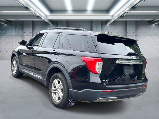 Certified 2023 Ford Explorer XLT w/ Equipment Group 202A AWD/4WD image 6