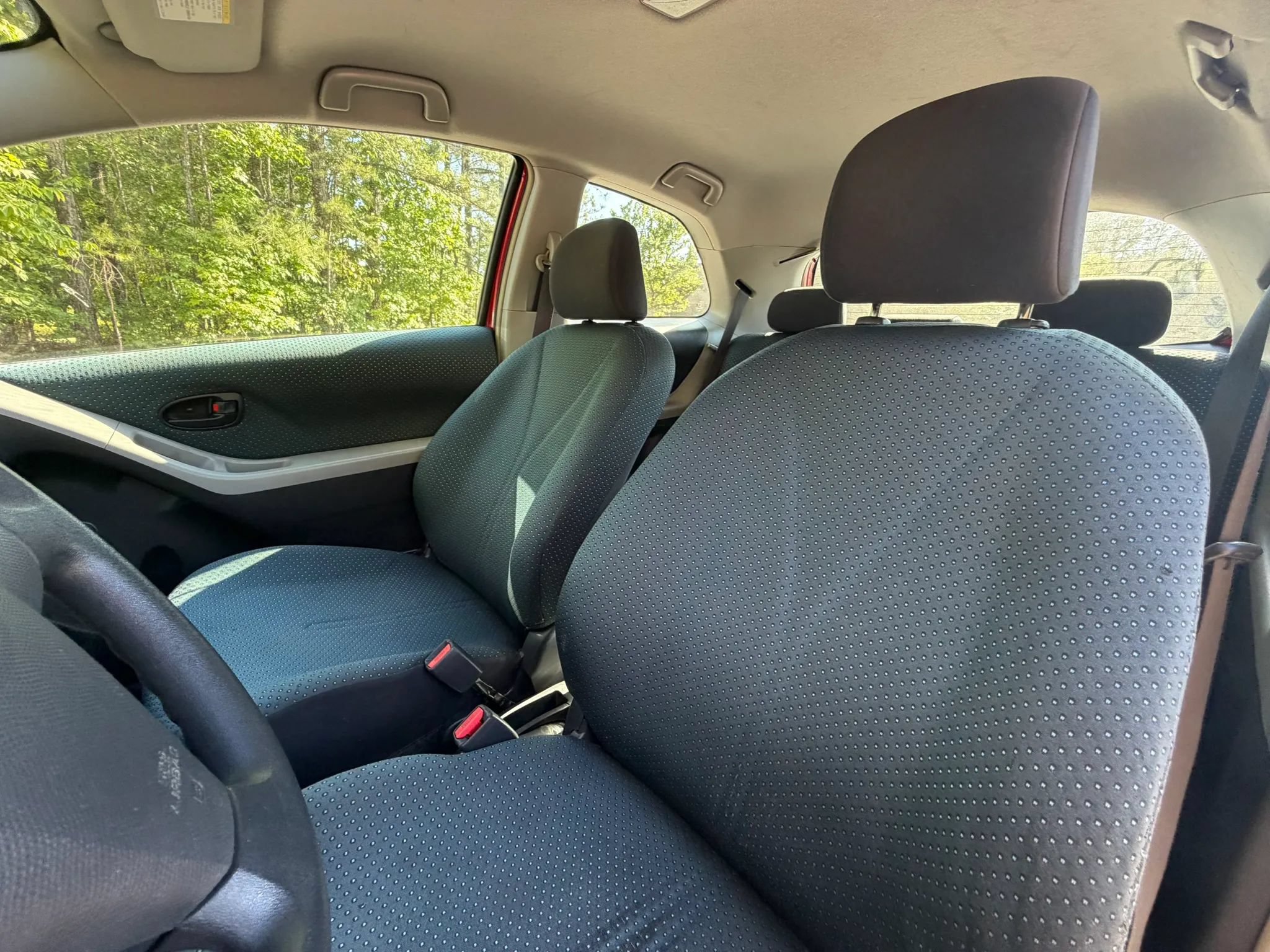 Used 2007 Toyota Yaris 2-Door Hatchback w/ Convenience Pkg FWD image 10