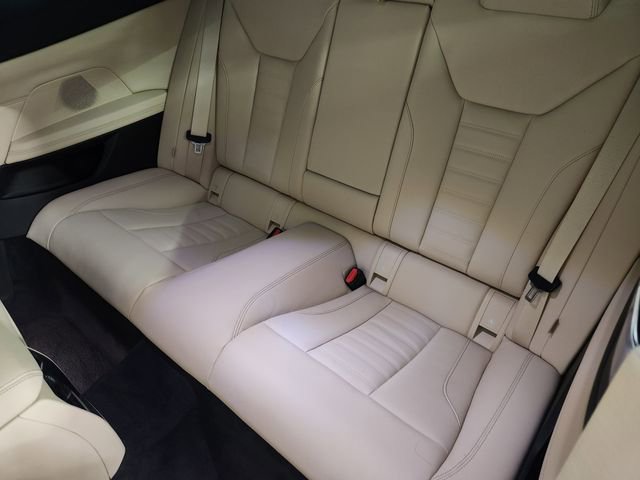 Used 2021 BMW 430i Coupe w/ M Sport Package RWD image 29