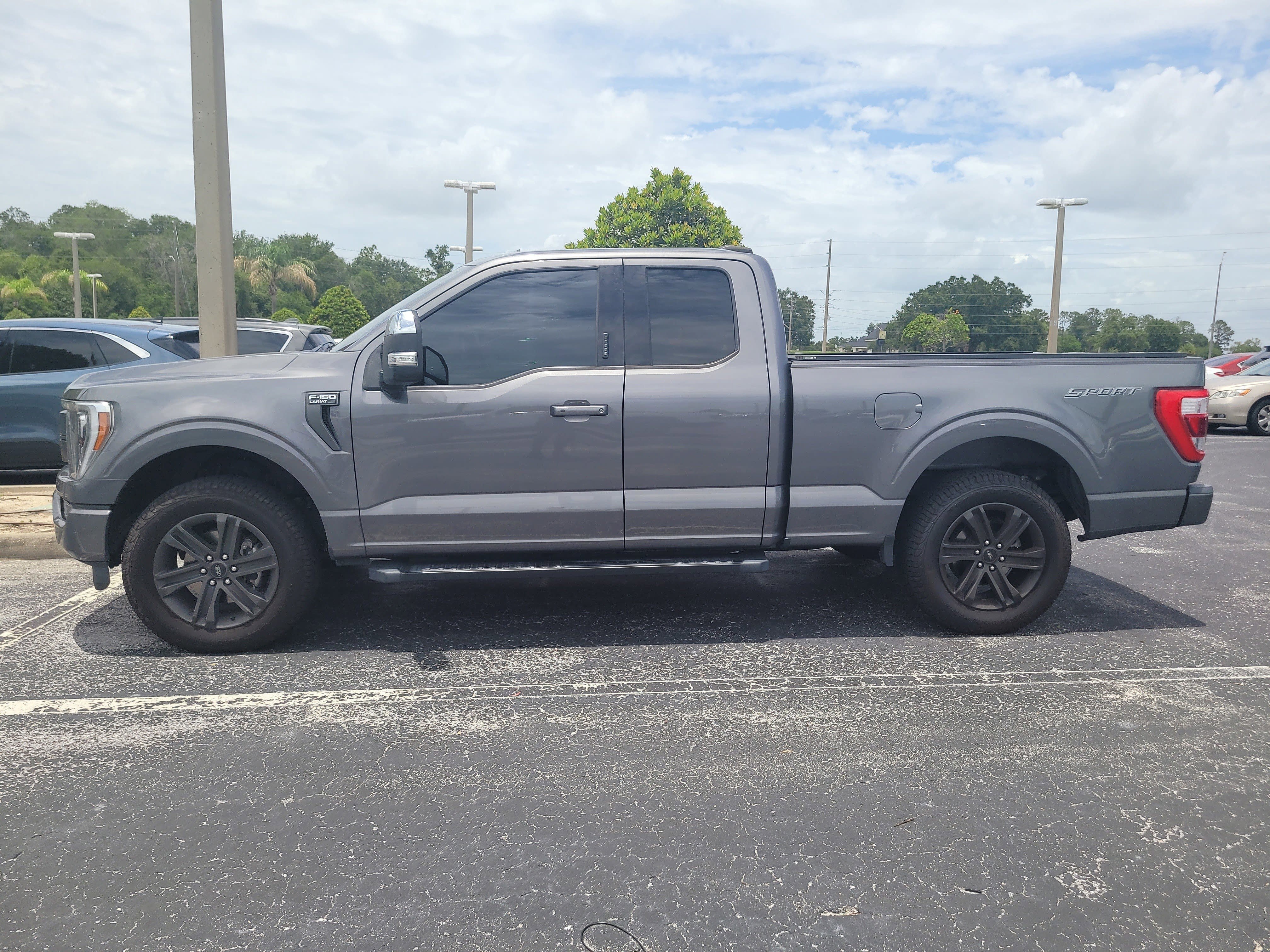 Used 2021 Ford F150 Lariat w/ Equipment Group 502A High RWD image 11
