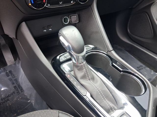 Used 2025 Buick Encore GX Preferred w/ Comfort Package FWD image 20