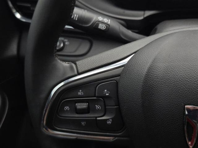 Used 2025 Buick Envista Sport Touring w/ Experience Buick Package FWD image 27