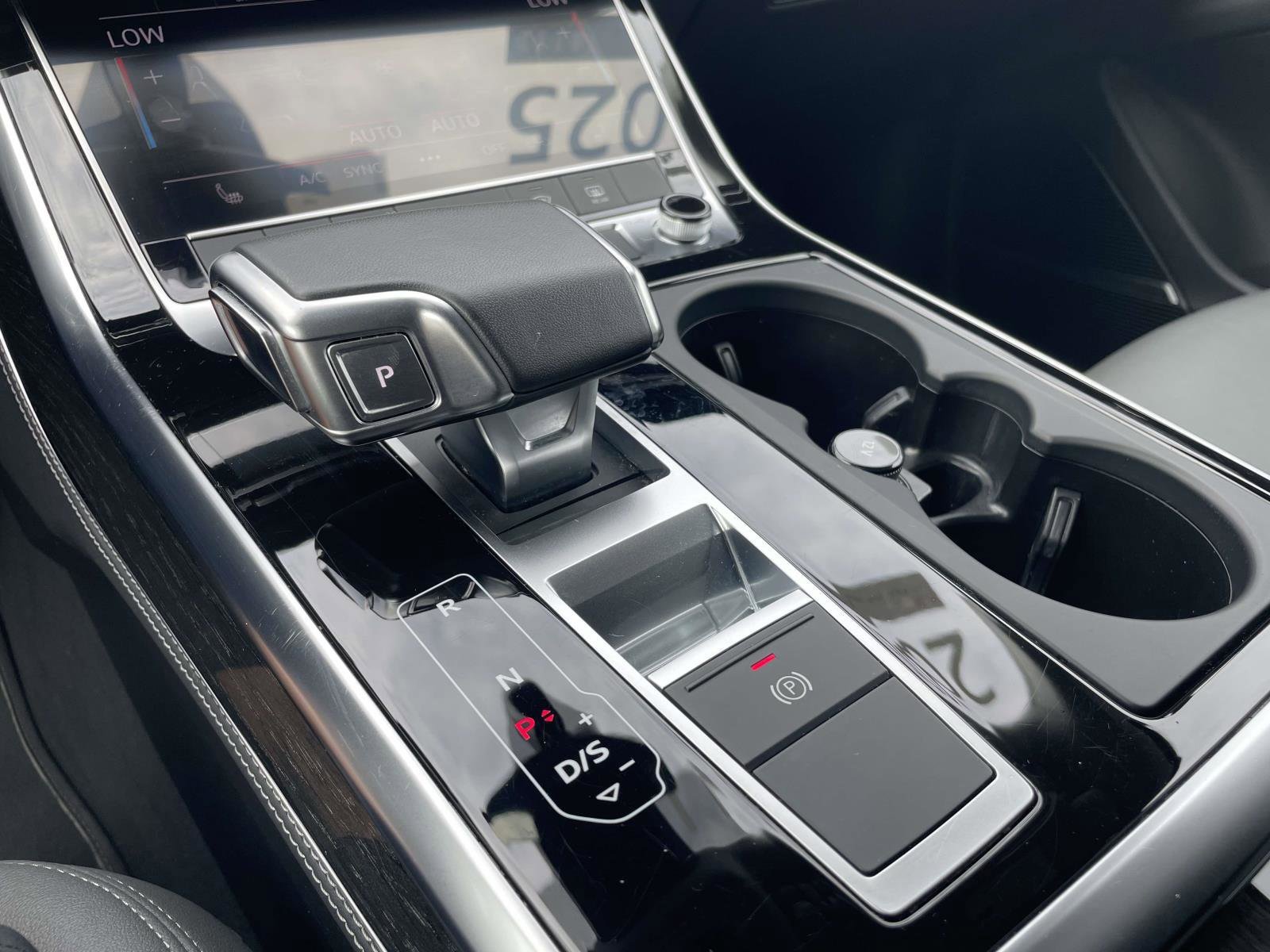 Certified 2025 Audi Q7 2.0T Premium Plus AWD/4WD image 30