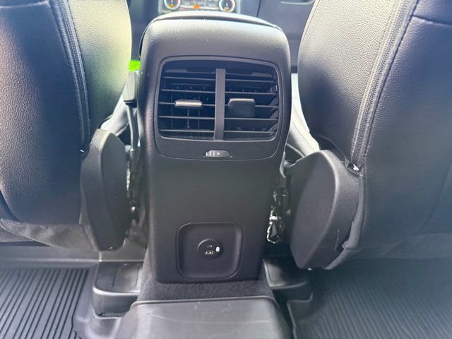 Used 2022 Ford Escape SEL image 30