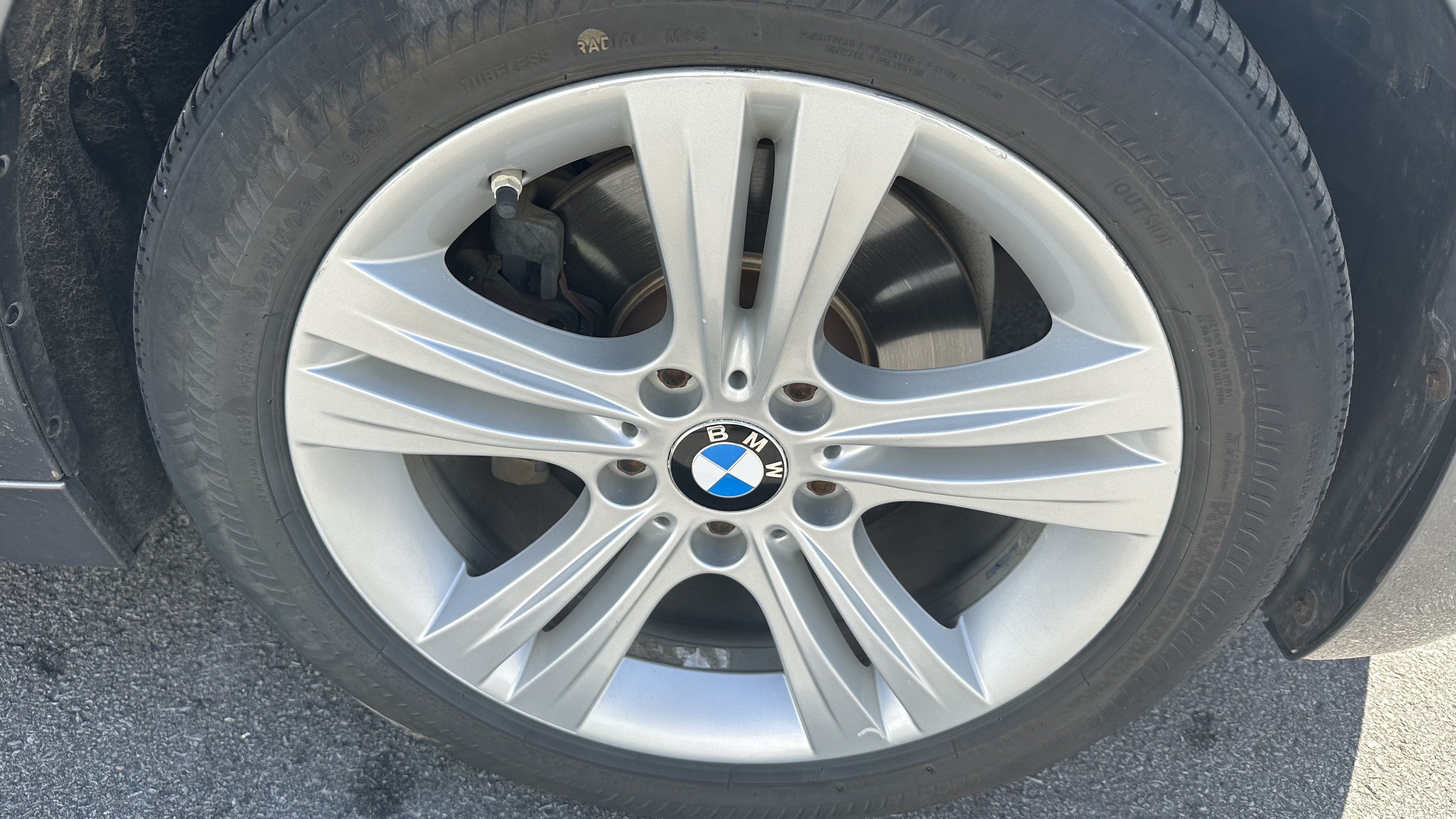 Used 2018 BMW 330i xDrive Sedan w/ Convenience Package AWD/4WD image 15