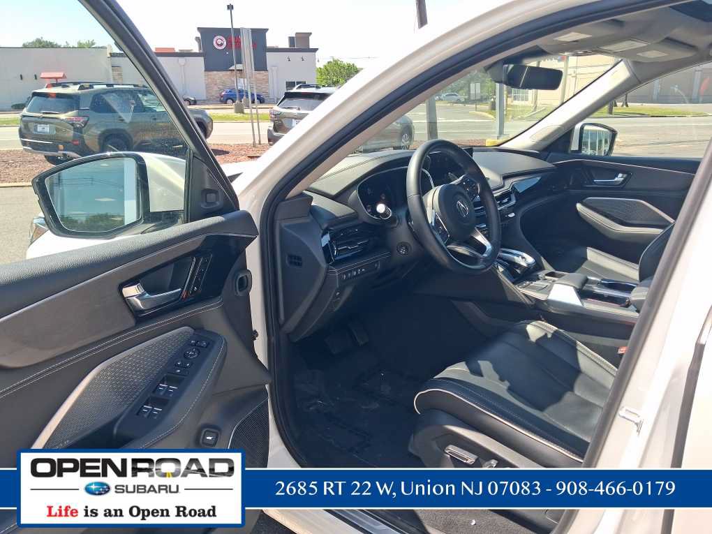Used 2024 Acura MDX SH-AWD w/ Advance Package image 18