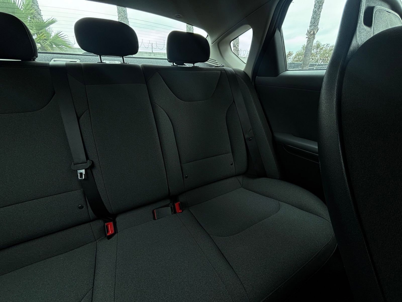 Used 2025 Kia K4 FWD image 36