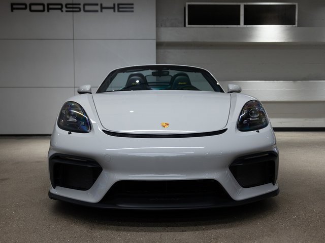 Certified 2022 Porsche 718 Boxster Spyder image 2