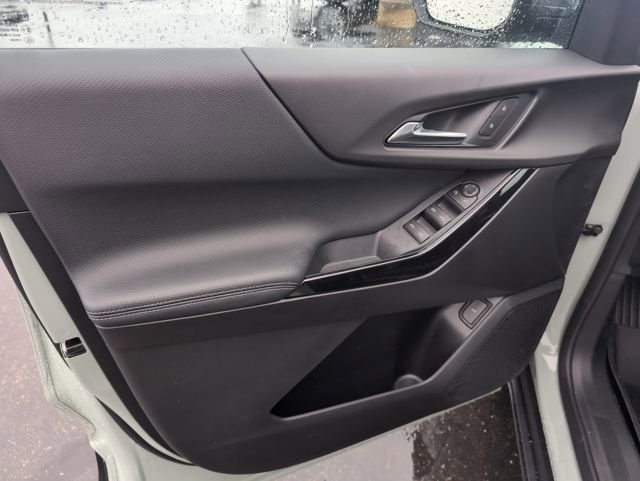 New 2026 Chevrolet Equinox LT w/ Convenience Package II image 14