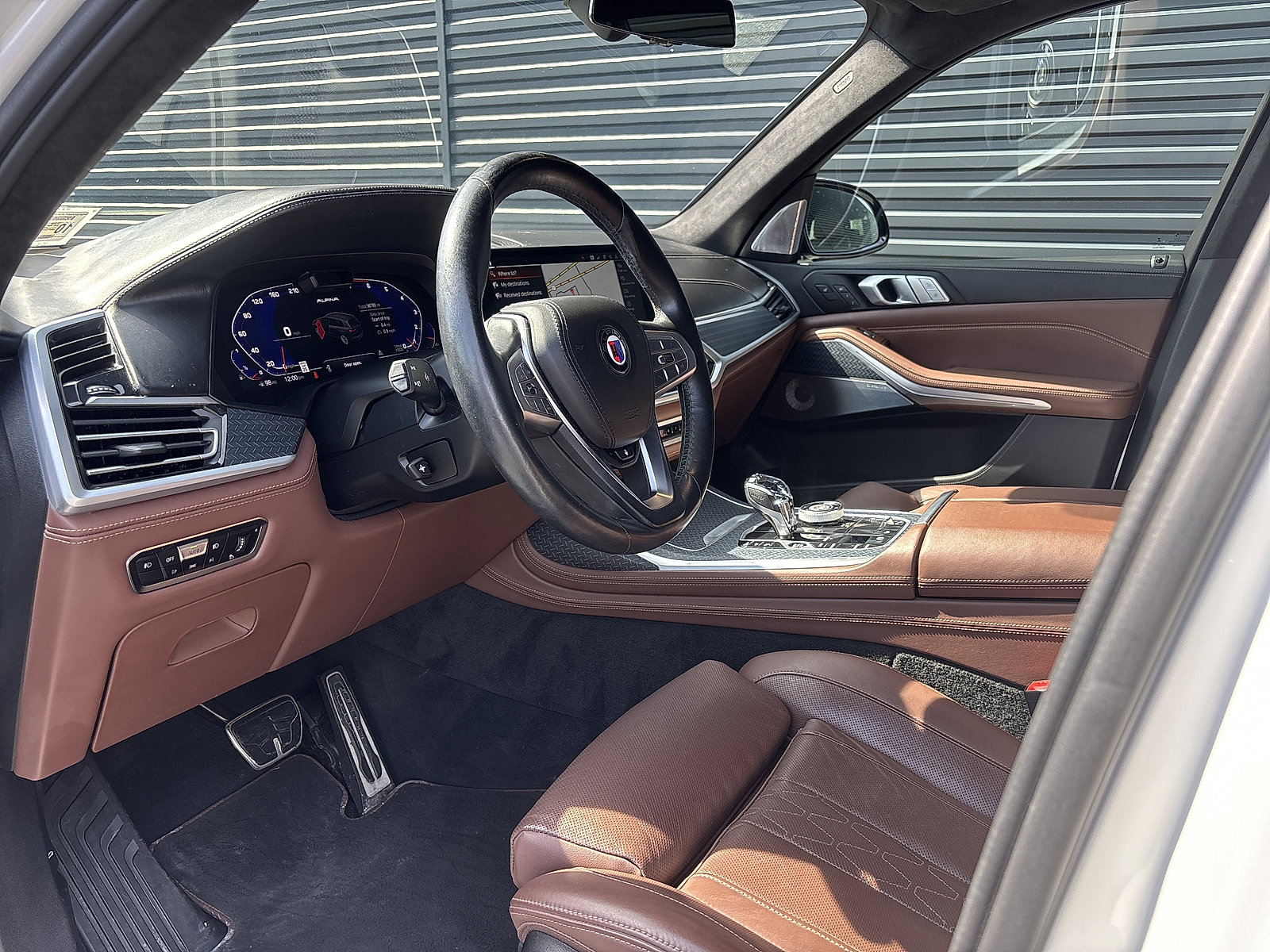 Used 2022 BMW ALPINA XB7 image 10