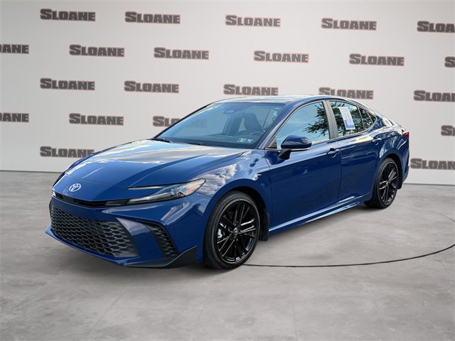 Used 2025 Toyota Camry SE