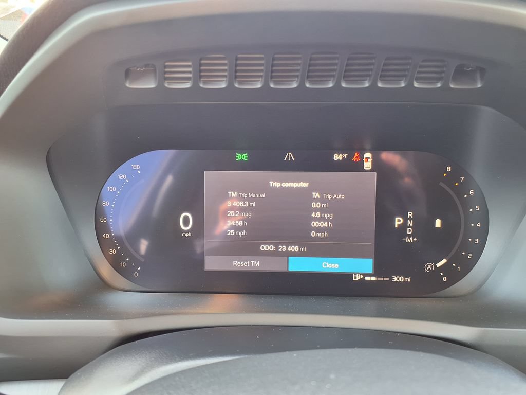 Certified 2025 Volvo XC90 B5 Core w/ Protection Package AWD/4WD image 33