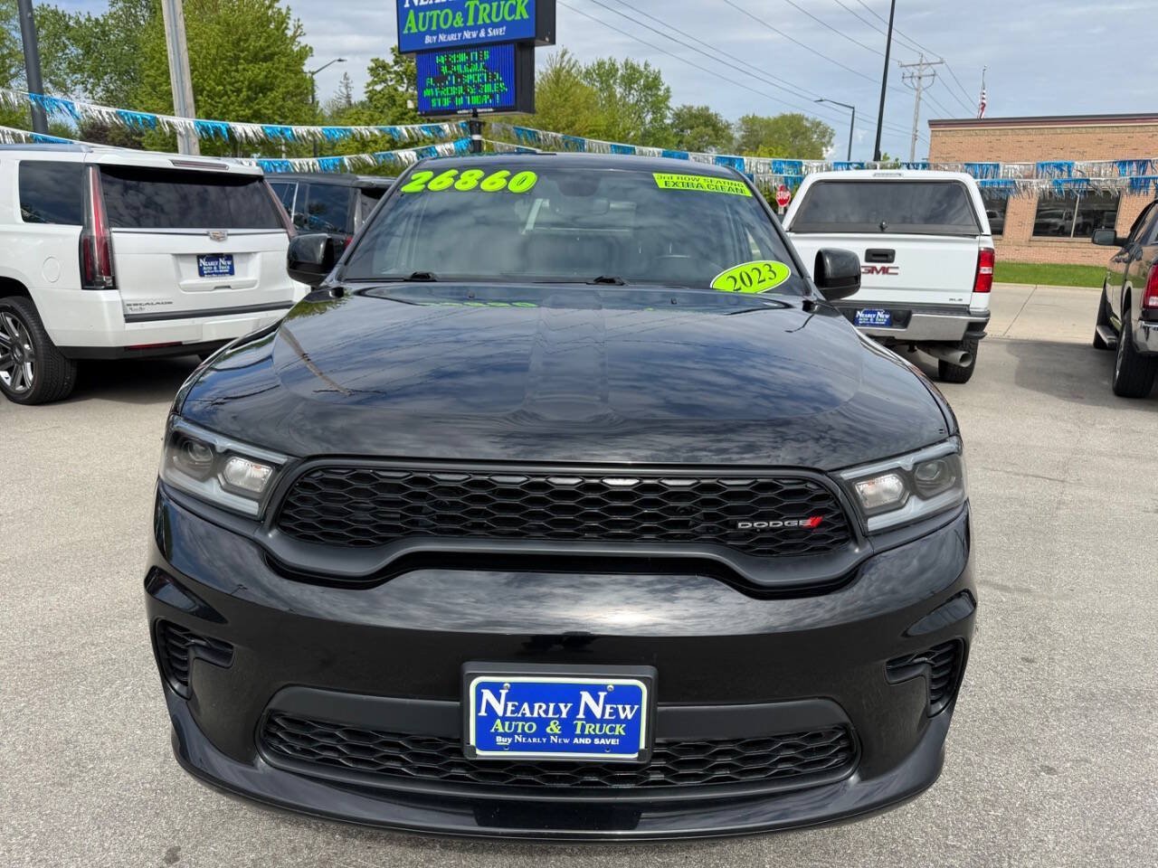 Used 2023 Dodge Durango GT AWD/4WD image 3