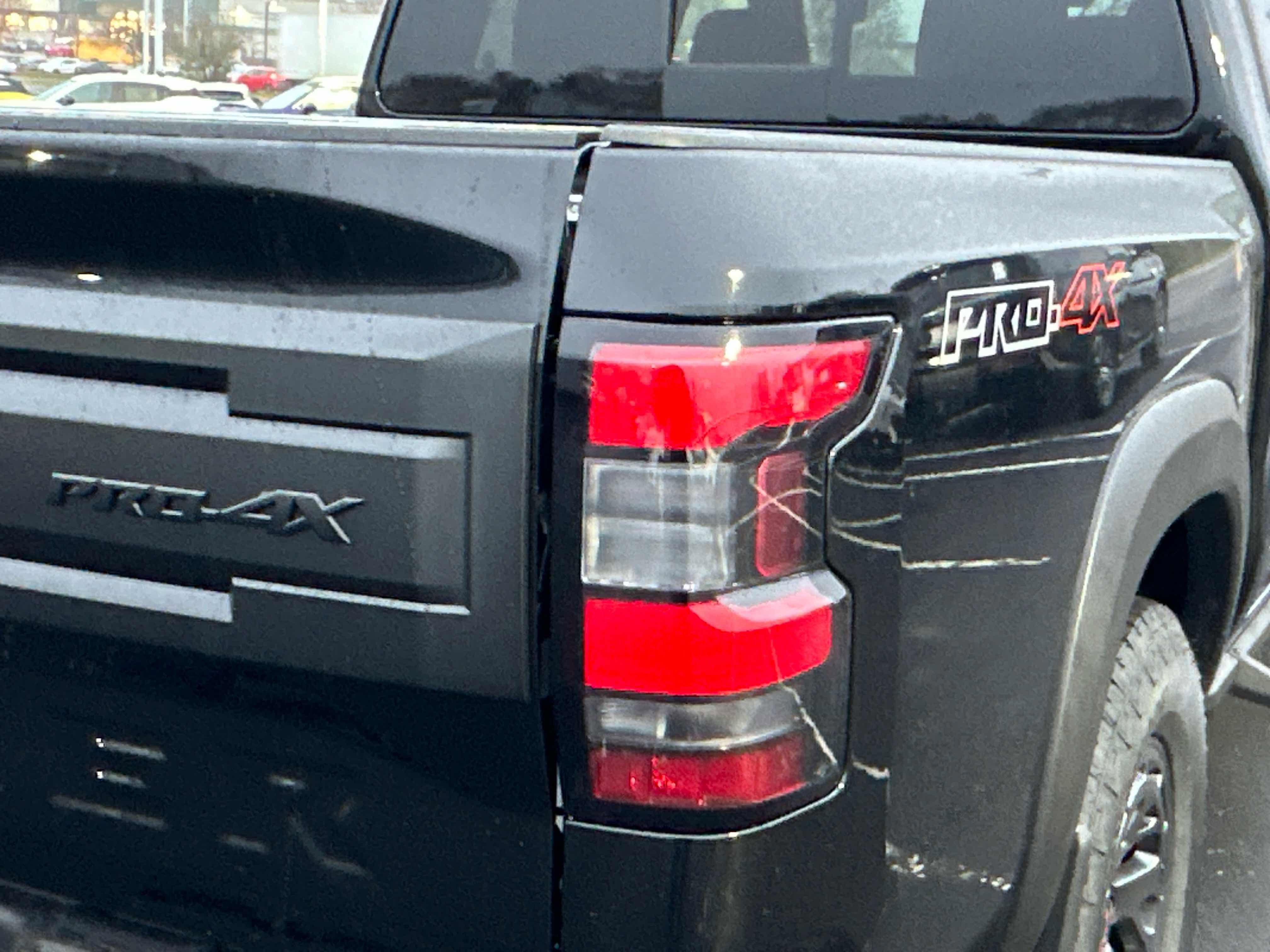 New 2026 Nissan Frontier PRO-4X w/ Pro-4x Convenience Package image 16