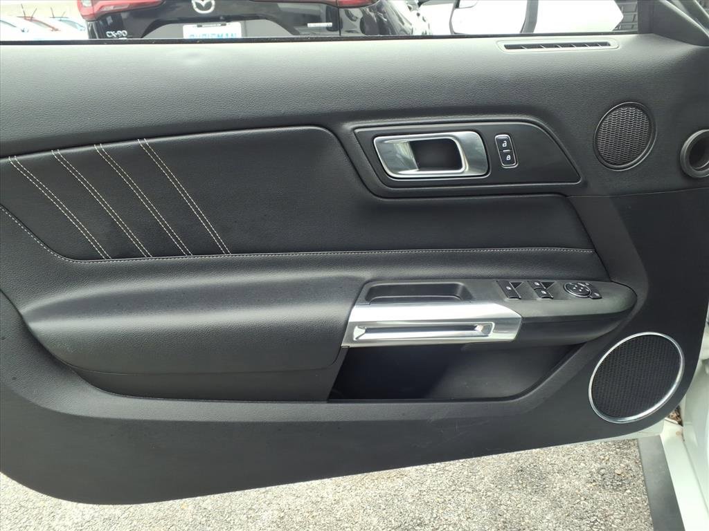 Used 2018 Ford Mustang GT Premium image 17