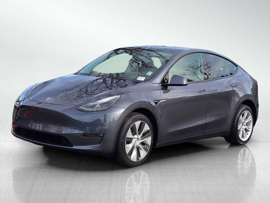 Used 2023 Tesla Model Y Long Range image 7