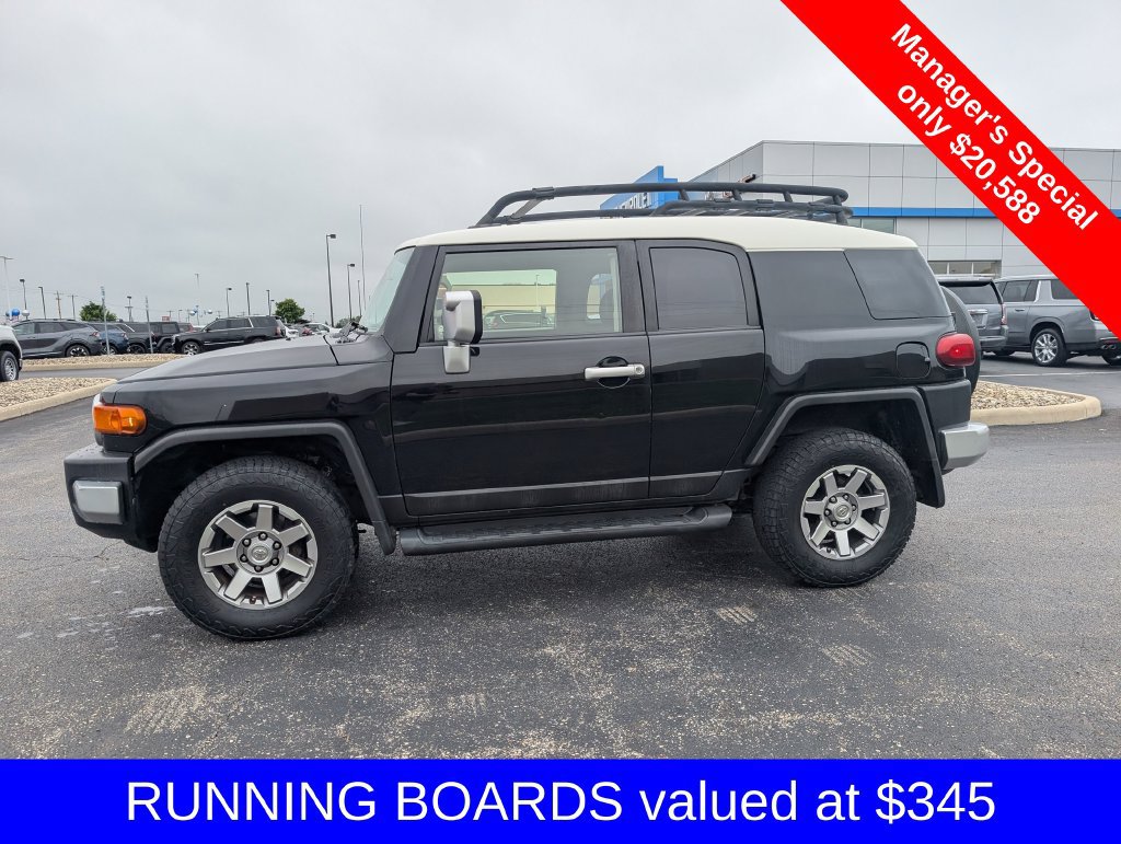 Used 2014 Toyota FJ Cruiser 4WD w/ Upgrade Package image 5