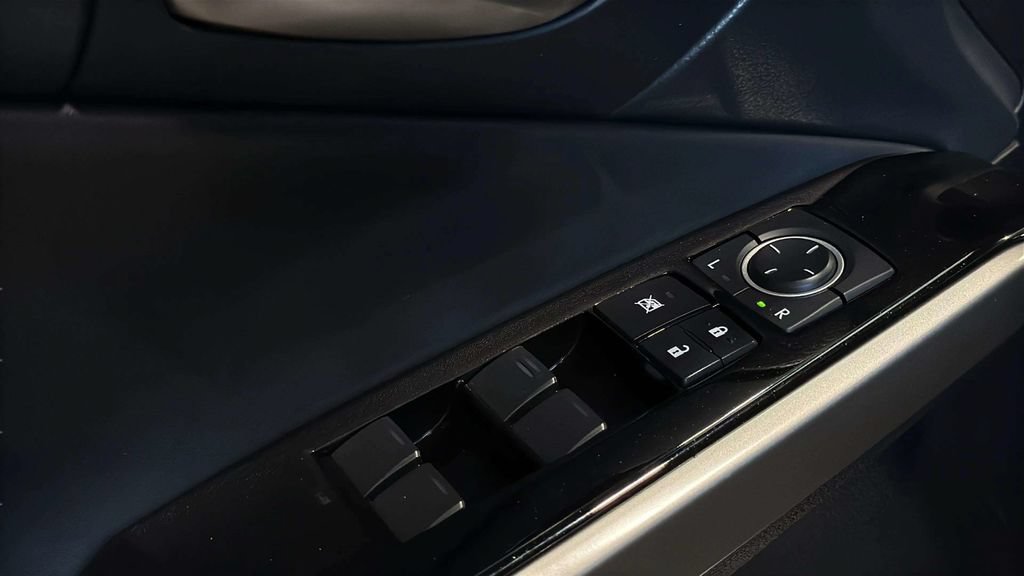 Used 2019 Lexus IS 300 RWD image 16