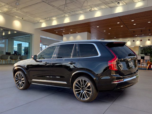 New 2026 Volvo XC90 B6 Plus AWD/4WD image 3