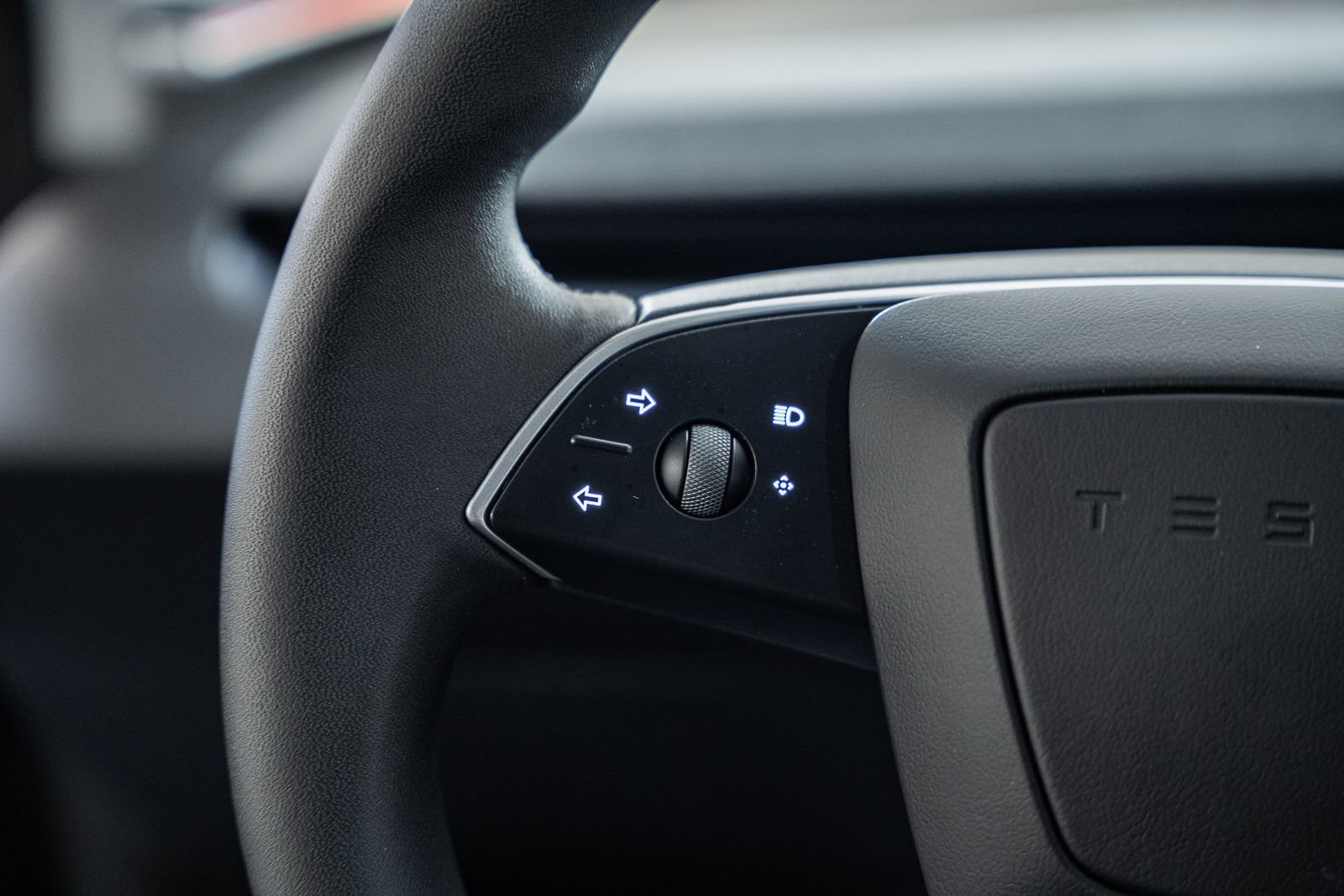Used 2025 Tesla Model 3 Long Range RWD image 21