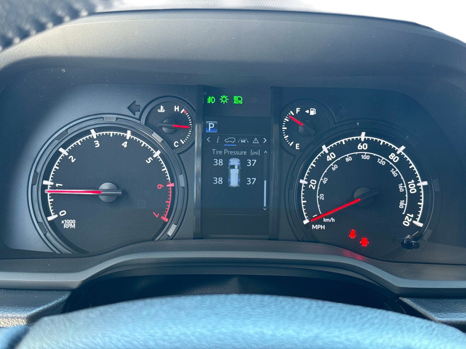 Used 2022 Toyota 4Runner SR5 AWD/4WD image 30