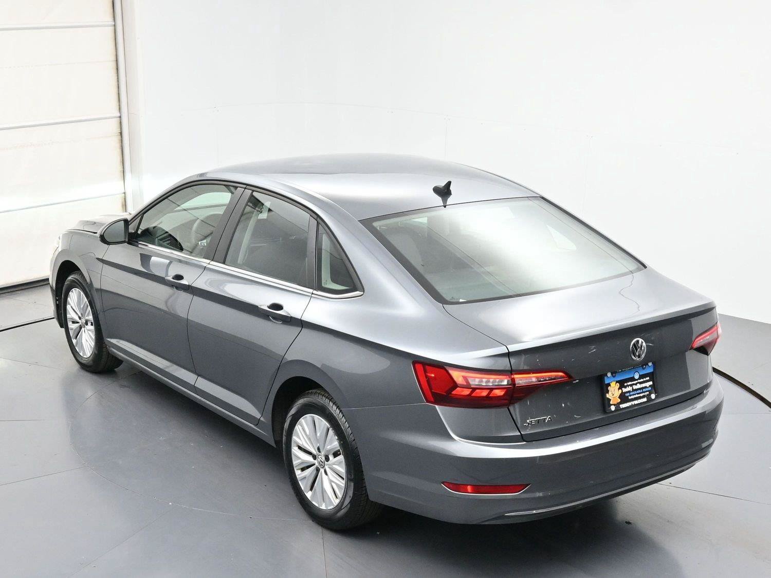 Certified 2020 Volkswagen Jetta S FWD image 31