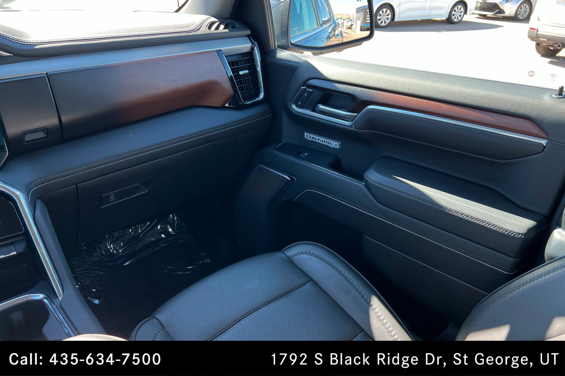 Used 2025 GMC Sierra 1500 Denali AWD/4WD image 10