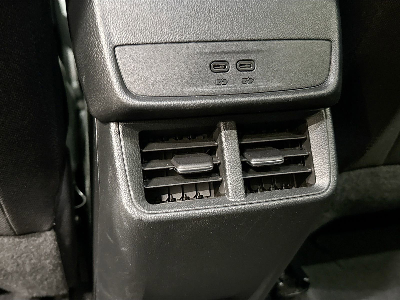 Used 2025 Chevrolet Equinox LT FWD image 27