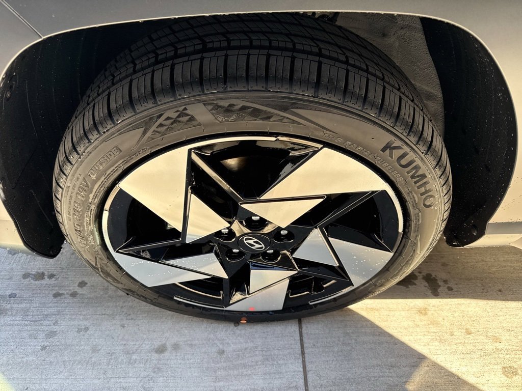 New 2026 Hyundai Kona Limited image 18