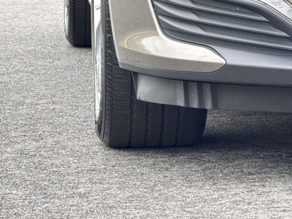 Used 2020 Chevrolet Malibu LT image 16