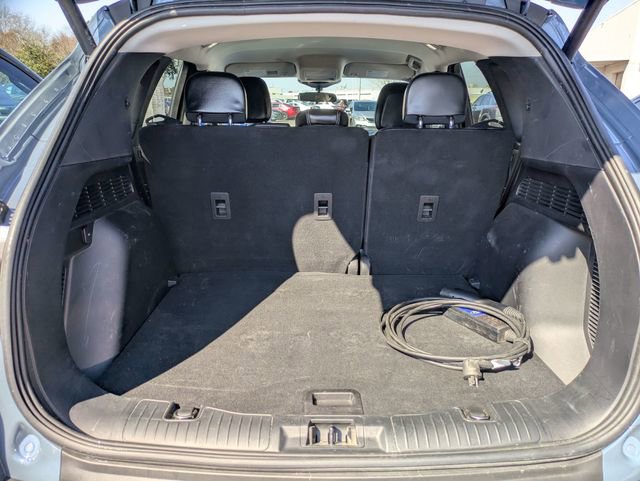 Used 2023 Ford Escape SE FWD image 29