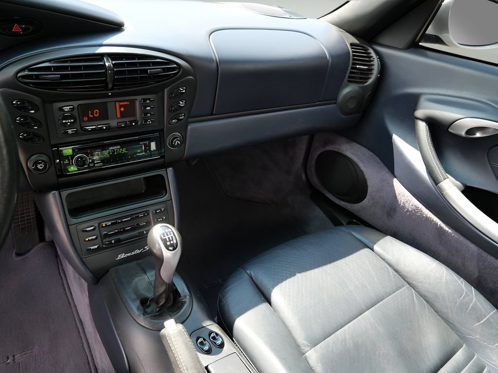 Used 2000 Porsche Boxster S RWD image 14