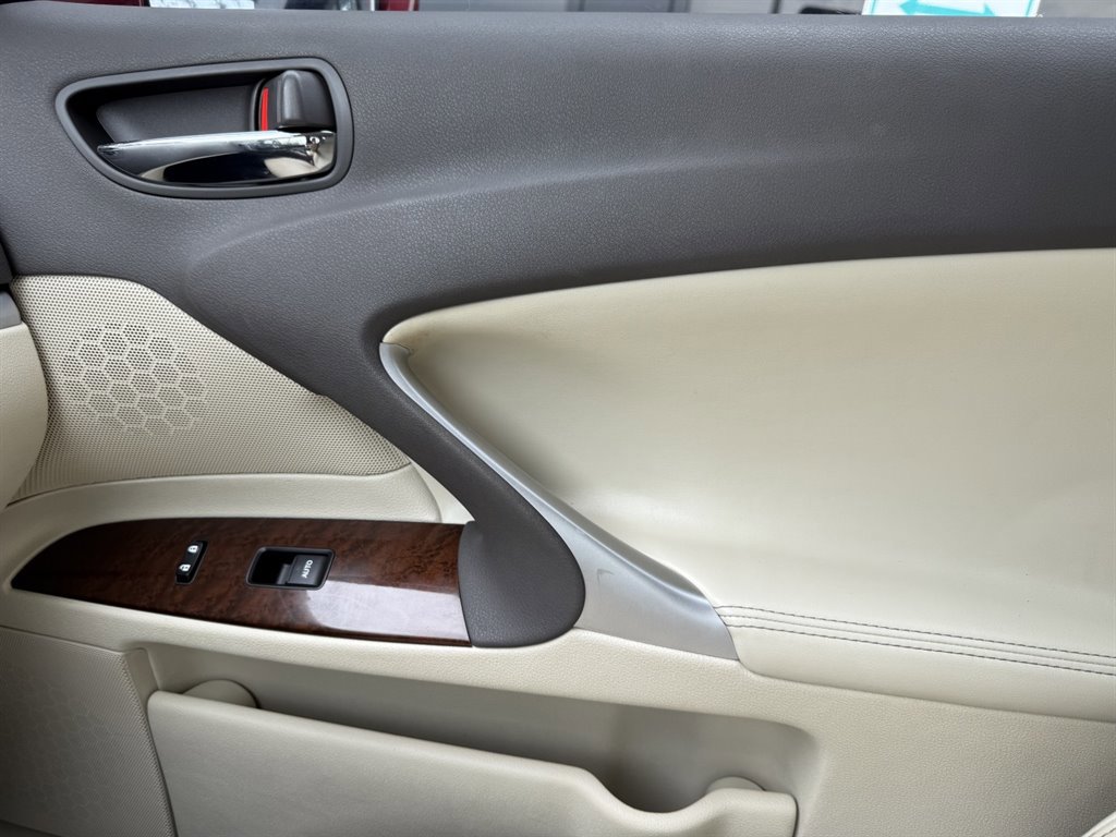 Used 2013 Lexus IS 250 w/ Premium Pkg Value Edition RWD image 22