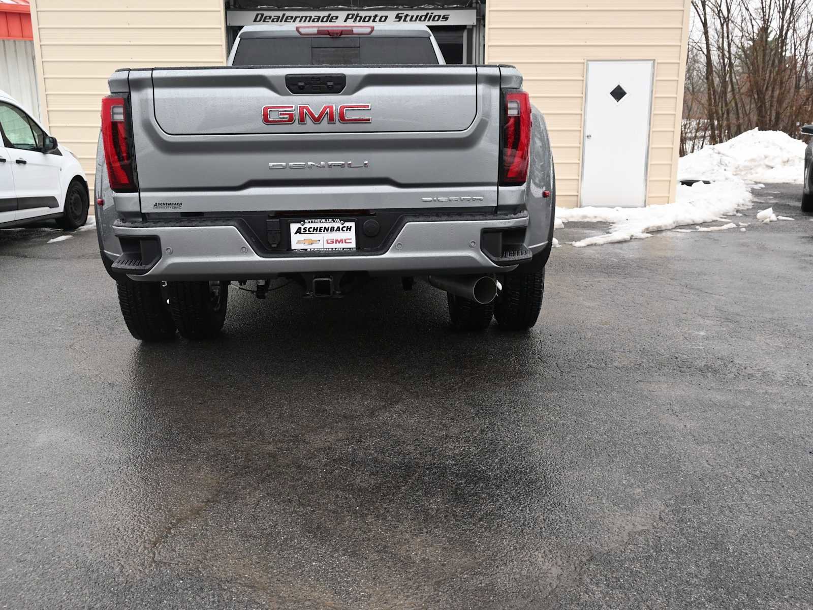 New 2026 GMC Sierra 3500 Denali w/ Denali Reserve Package image 6