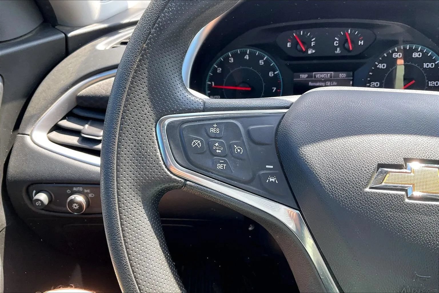 Used 2021 Chevrolet Malibu LS w/ Driver Confidence Package II FWD image 15