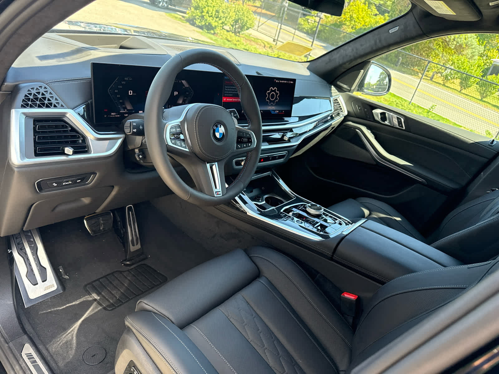 New 2026 BMW X7 M60i image 10