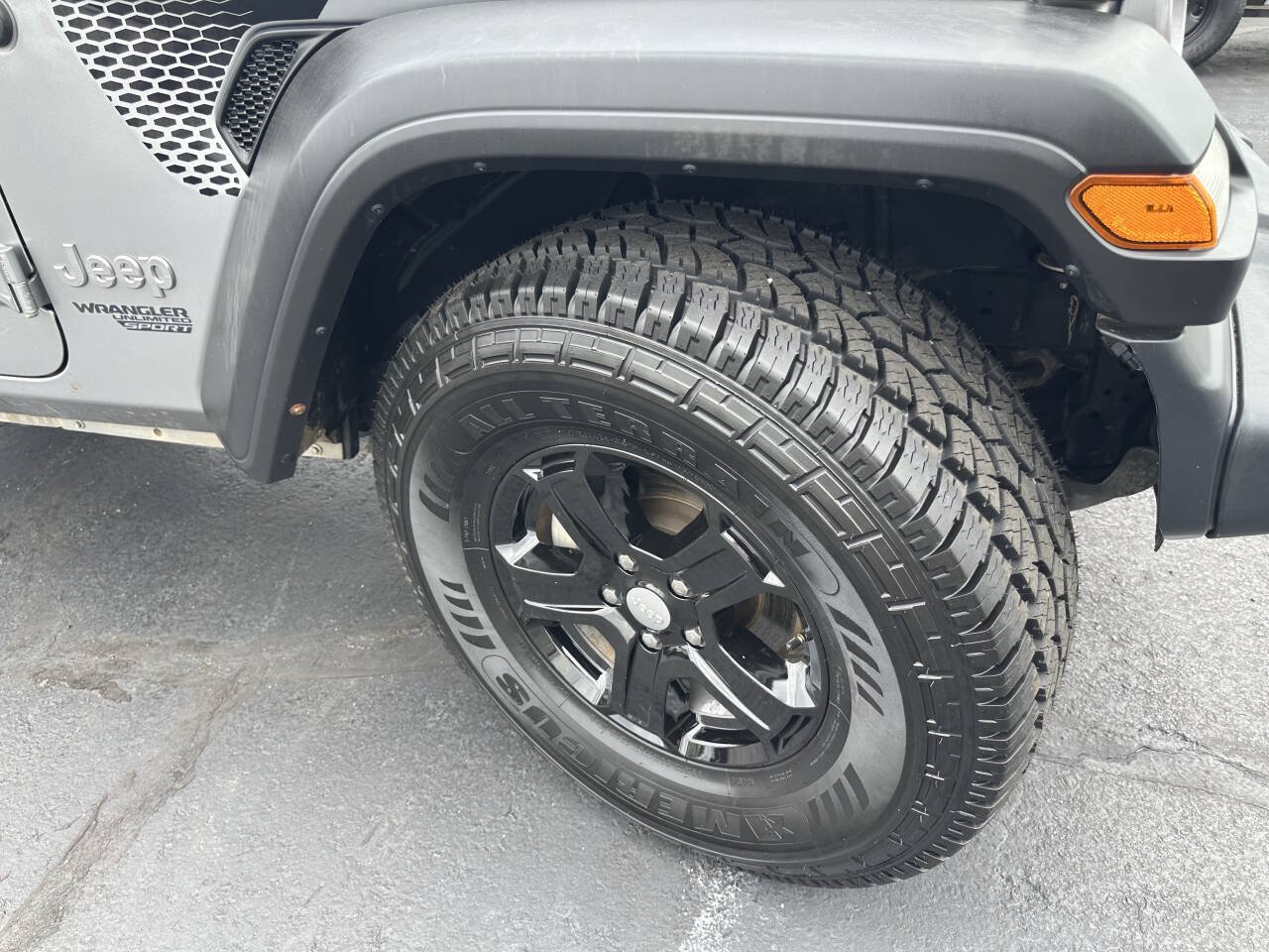 Used 2019 Jeep Wrangler Unlimited Sport S AWD/4WD image 6