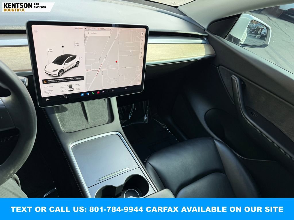 Used 2022 Tesla Model Y Long Range image 19