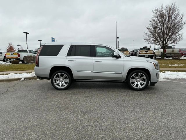 Used 2019 Cadillac Escalade Premium Luxury image 8