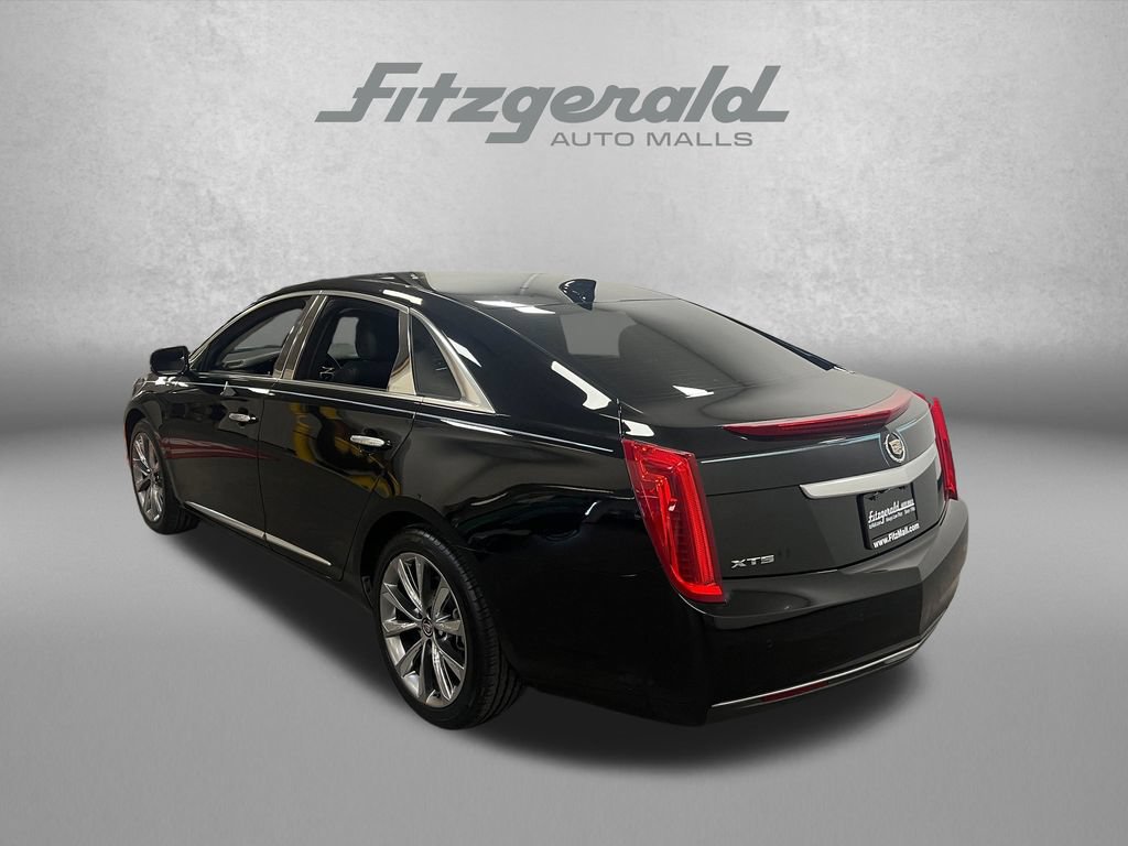 Used 2015 Cadillac XTS FWD image 3